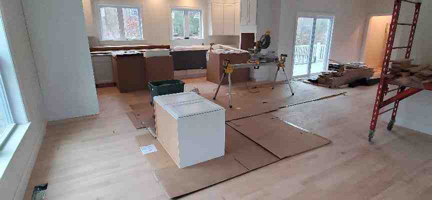 Choosing the Right Contractor for Floor Leveling: What You Need to Know