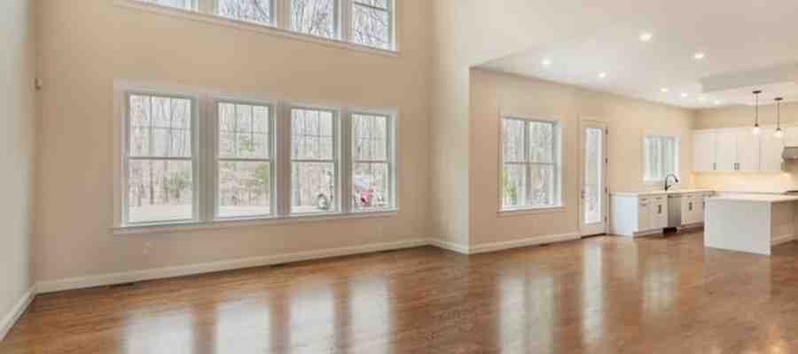 Where to Buy Hardwood Flooring Close to You