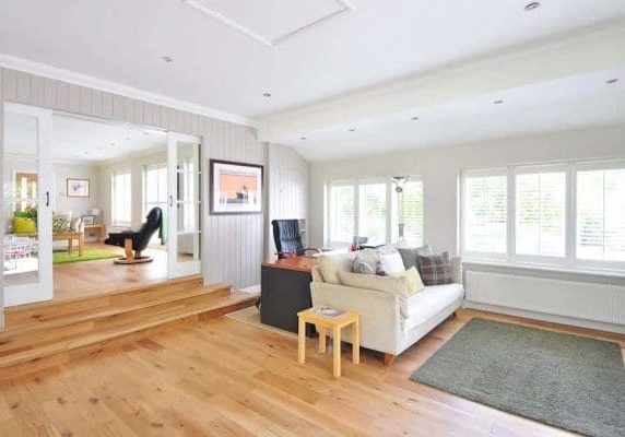 hardwood floor refinishing contractor near me